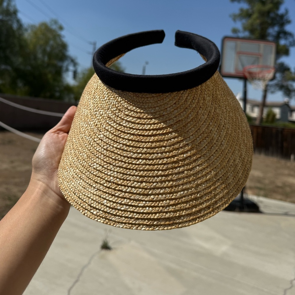 Women's Black and Tan Visor